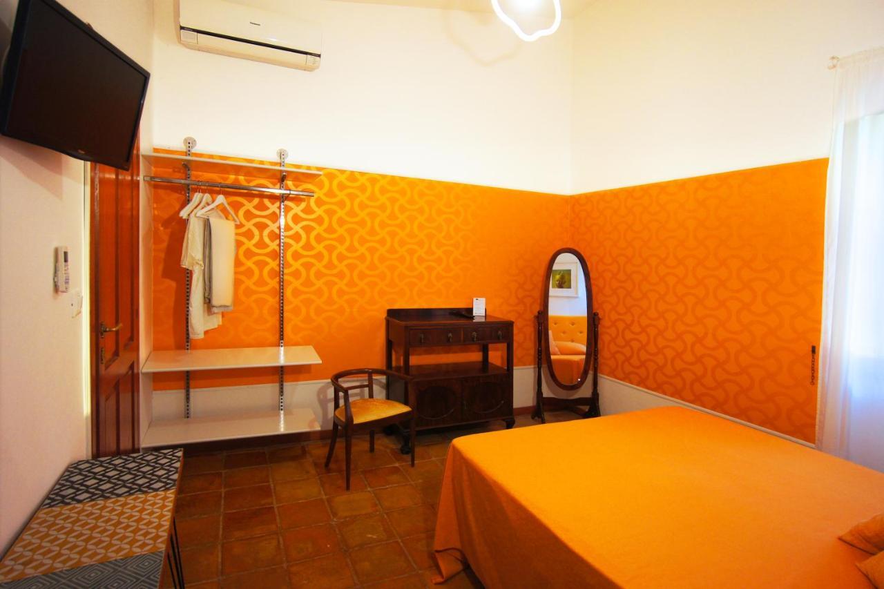 Villa Di Papa' Gaeta Buitenkant foto